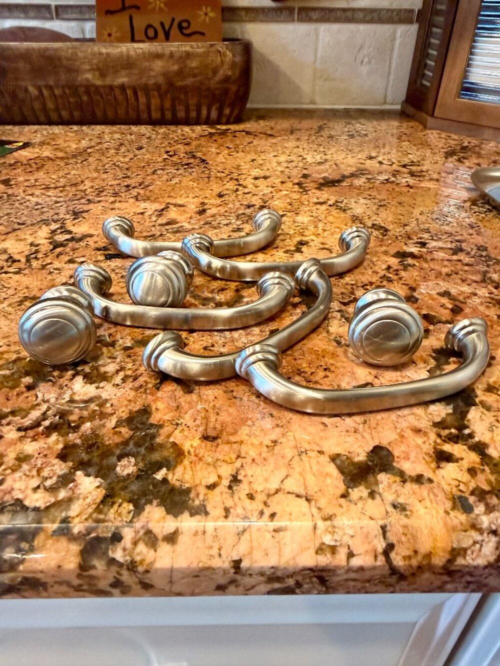 Brushed Silver Cabinet Door Knobs & Drawer Pulls Kitchen & Bathroom 37 Piece Set